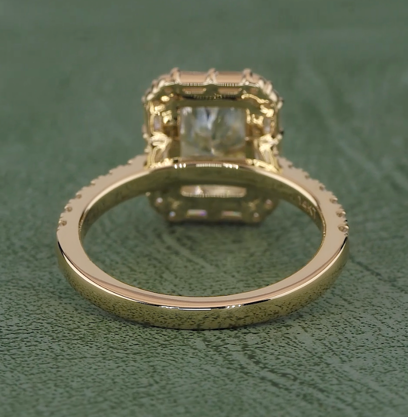 Radiant Majesty 2.60 Carat IGI Certified Radiant Cut Diamond Ring | Jenny Jewells