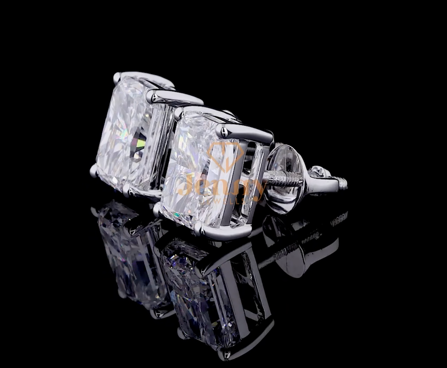 Radiant Diamond Earrings with a 4.00 CT radiant-cut diamond set in white, yellow, or rose gold. A sophisticated and timeless jewelry piece designed for brilliance and refinement.