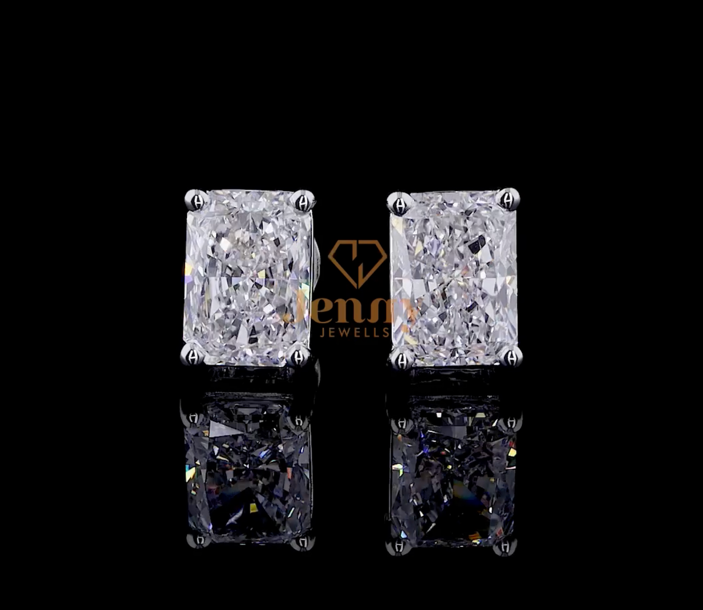 Radiant Diamond Earrings with a 4.00 CT radiant-cut diamond set in white, yellow, or rose gold. A sophisticated and timeless jewelry piece designed for brilliance and refinement.