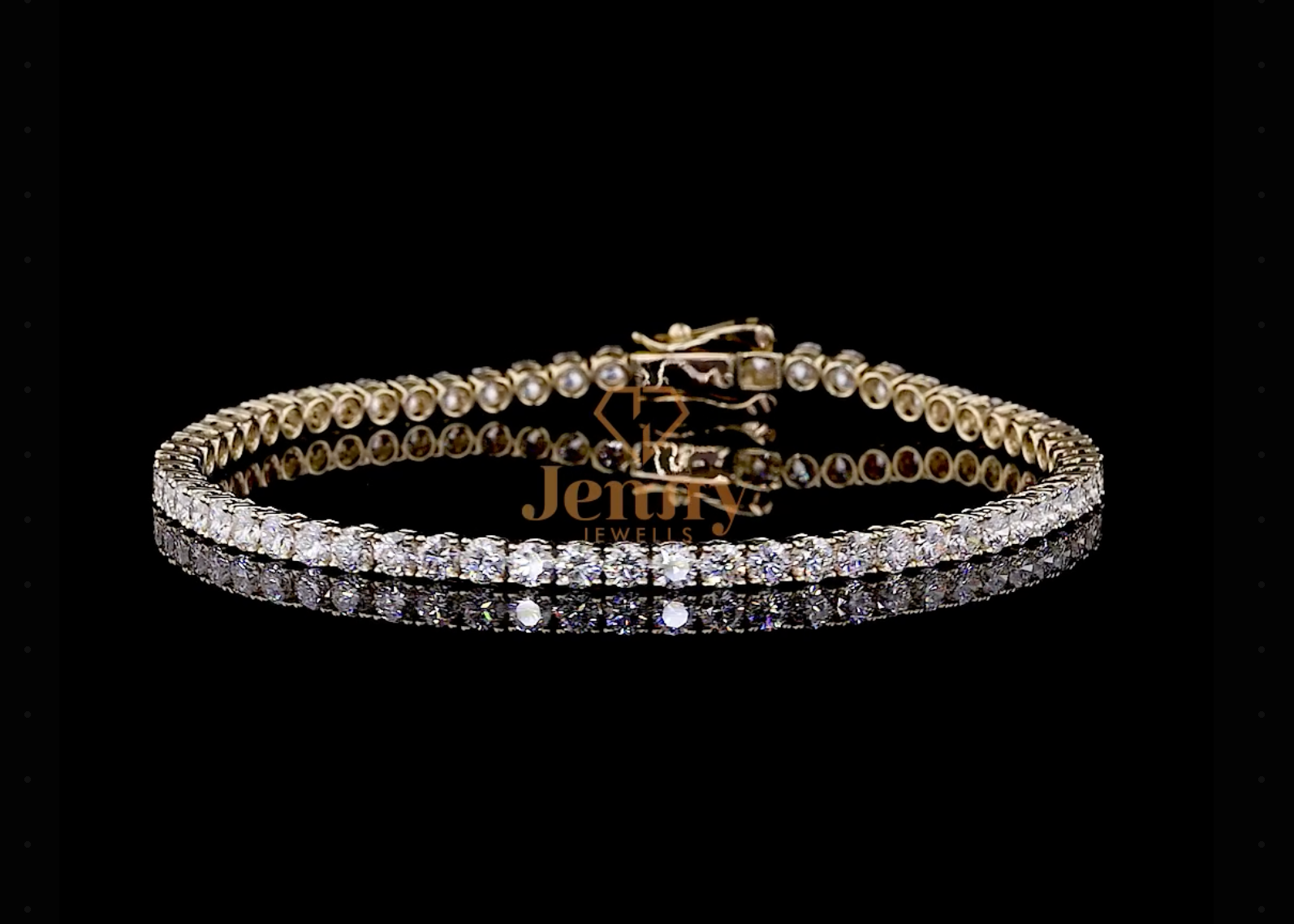 Round diamond bracelet in white, yellow, or rose gold. A timeless and elegant jewelry piece designed for special occasions and everyday luxury.