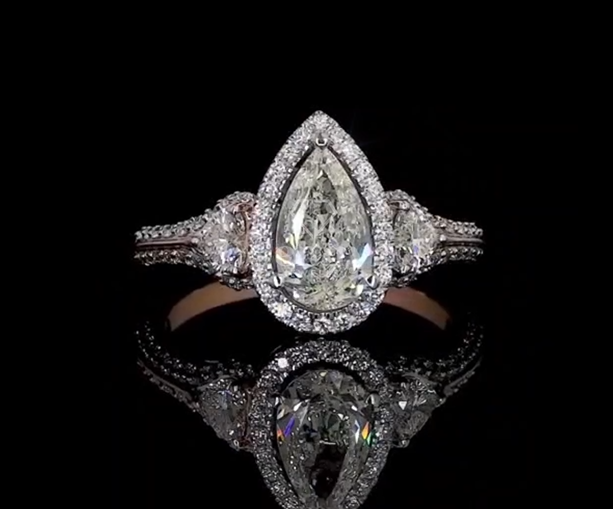 1.00 CT Pear Cut Lab Grown Diamond Ring | 2.61 CT E VS1 Three-Stone Ring | IGI Certified | Pear Diamond Halo Three-Stone Ring