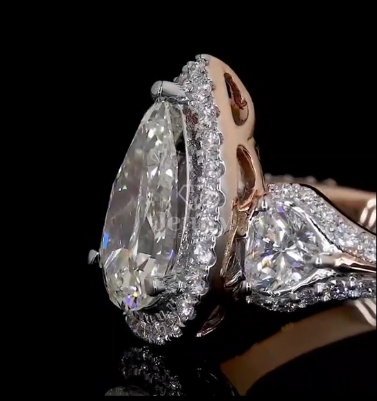 1.00 CT Pear Cut Lab Grown Diamond Ring | 2.61 CT E VS1 Three-Stone Ring | IGI Certified | Pear Diamond Halo Three-Stone Ring