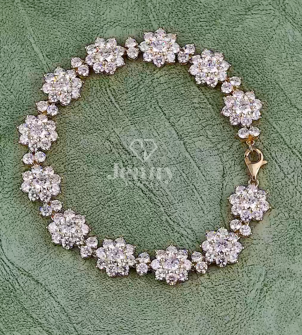 13.68 CT Round Lab-Grown Diamond Sunflower Cluster Bracelet in 10K / 14K / 18K Gold or Platinum | EF-VVS Luxury Diamond Bracelet - JENNY JEWELLS