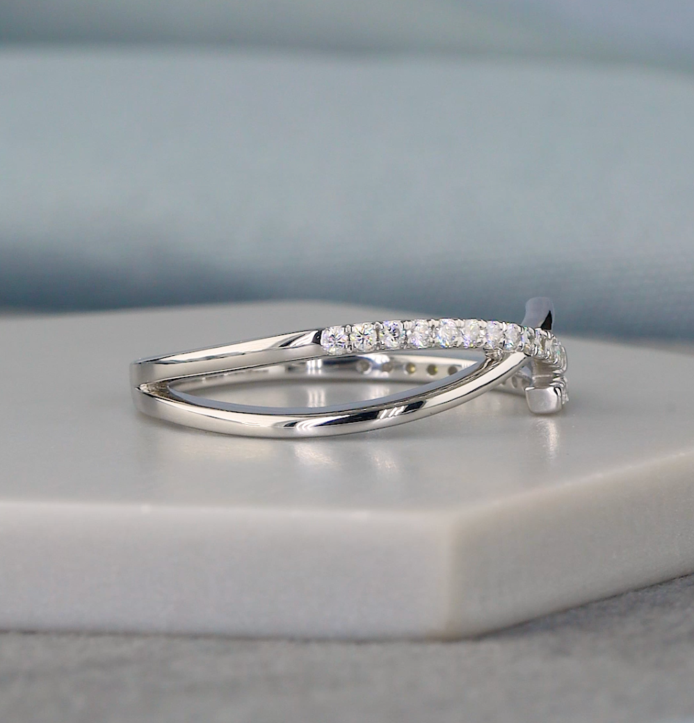 0.25 CTW Round Cut Lab-Grown Diamond Bypass Ring | IGI Certified | Gold & Platinum