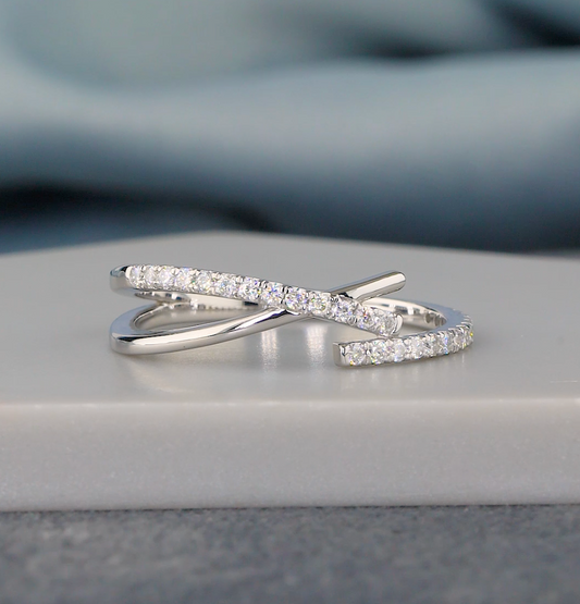 0.25 CTW Round Cut Lab-Grown Diamond Bypass Ring | IGI Certified | Gold & Platinum