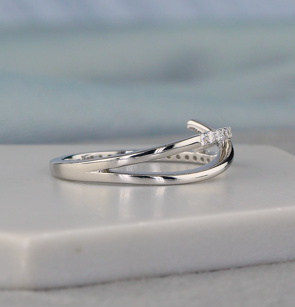 0.25 CTW Round Cut Lab-Grown Diamond Bypass Ring | IGI Certified | Gold & Platinum