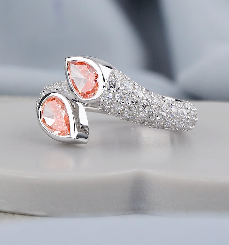 3.10 CT Pink Pear & Round Lab Grown Diamond Toi et Moi Ring | E VS1 IGI Certified Engagement Ring