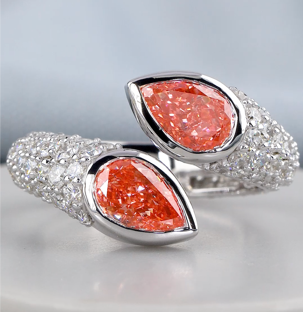 3.10 CT Pink Pear & Round Lab Grown Diamond Toi et Moi Ring | E VS1 IGI Certified Engagement Ring