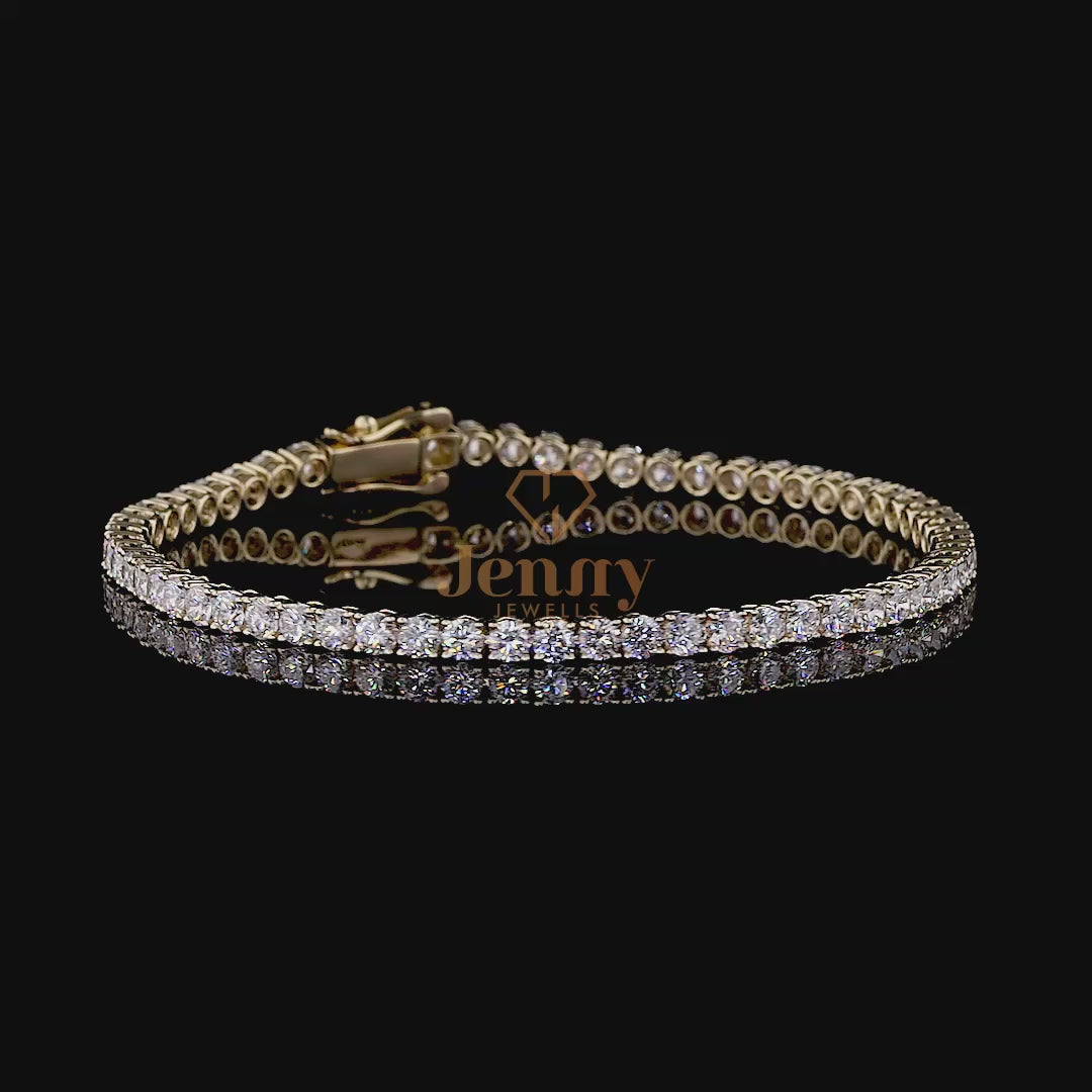 Round diamond bracelet in white, yellow, or rose gold. A timeless and elegant jewelry piece designed for special occasions and everyday luxury.